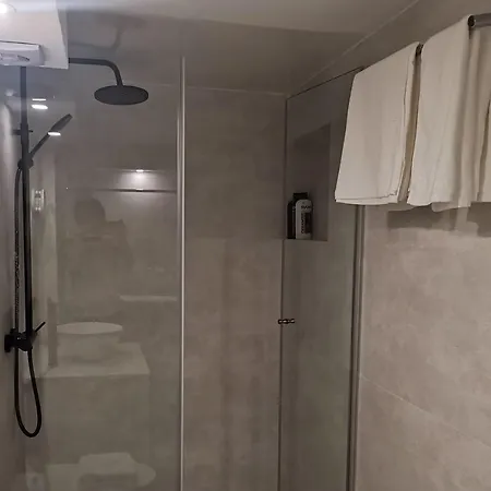 Anan Casa Pensión Aroeira (Setubal)
